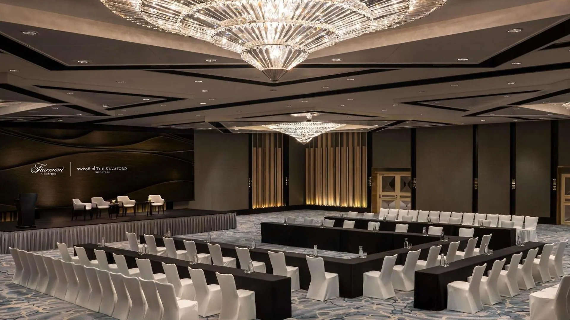 Fairmont Singapore Hotel